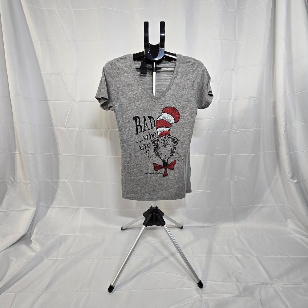 Universal Studios Dr. Seuss Bad..Who Me? Graphic Tee (XL)